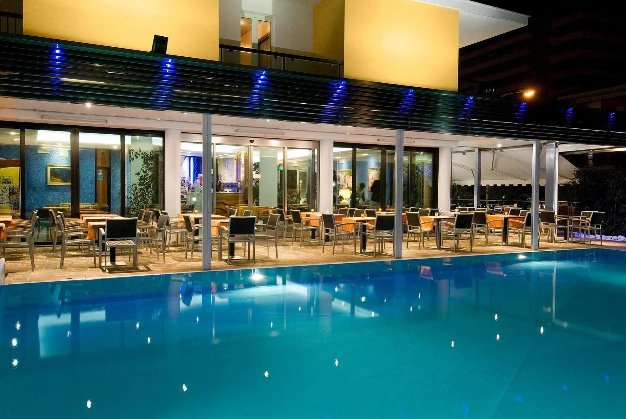 Hotel Imperial San Benedetto del Tronto Eksteriør bilde